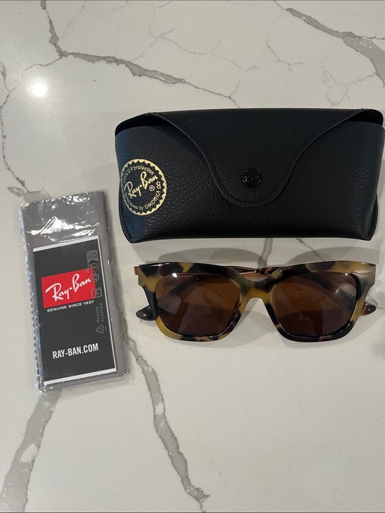 Ray-Ban Accessories - Ray ban sunglasses